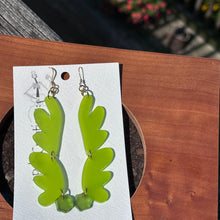 Load image into Gallery viewer, Vines
